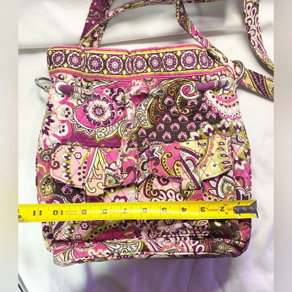 Vera Bradley shoulder bag with pockets and drawstrings